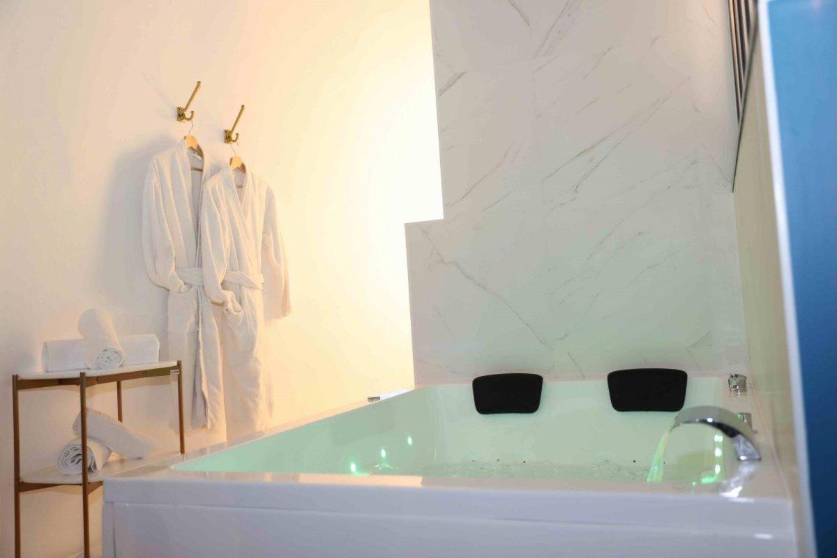 Rene Egger Hotel Trevoux Ngoại thất bức ảnh